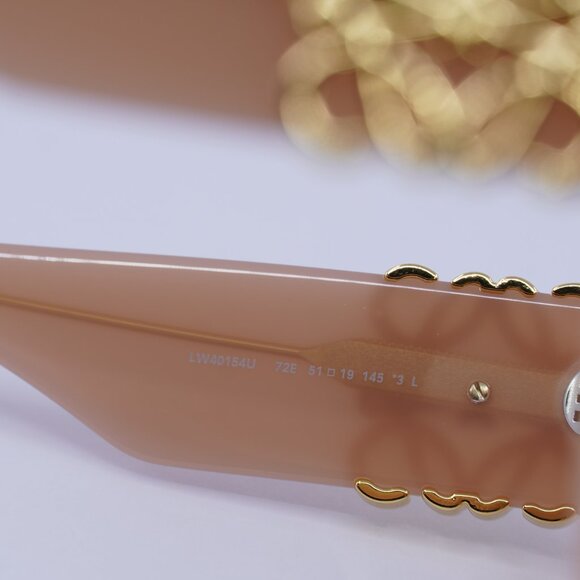 Loewe LW40154U 72E Sunglasses Shiny Pink Cat Eye Frame, Smoke Lenses - Picture 7 of 11